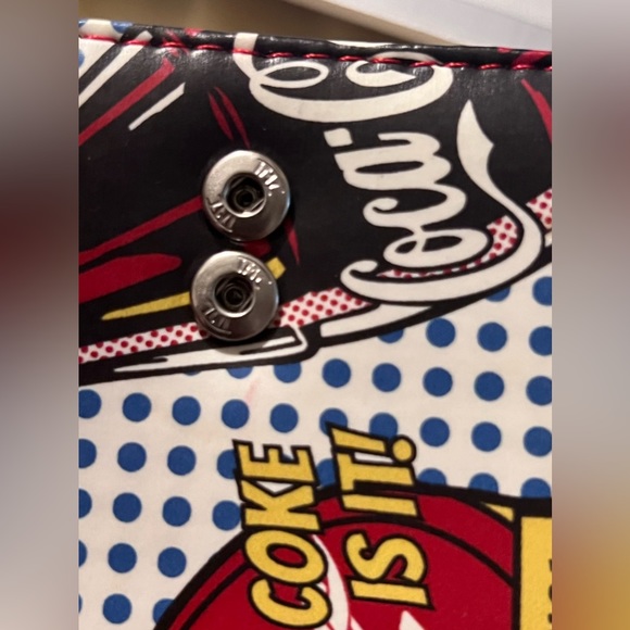 Coca-Cola card holder. - Picture 7 of 8